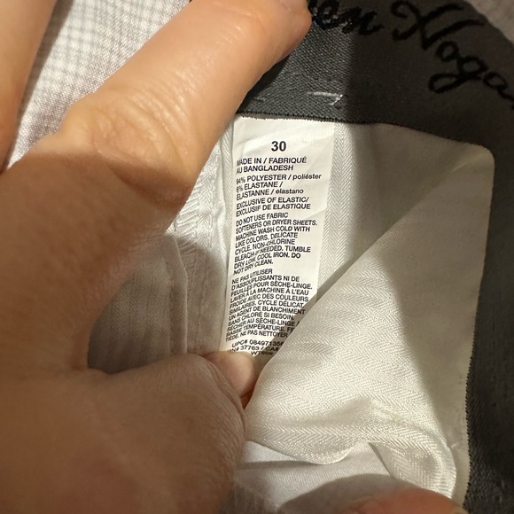 Men’s grey and white golf shorts. Pin check pattern. Ben Hogan. Sizes 30&34 - Picture 5 of 5